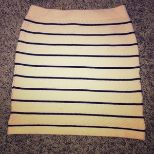 Striped pin skirt